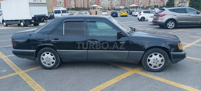 Mercedes E 300 1994, 455,000 km - 3.0 l - Bakı