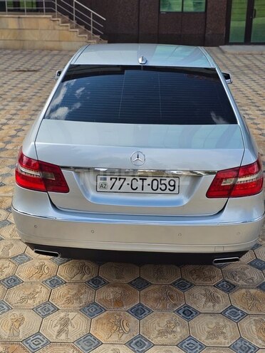 Mercedes E 220 2010, 220,000 km - 2.2 л - Gəncə