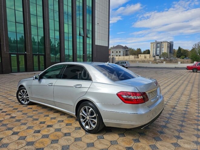 Mercedes E 220 2010, 220,000 km - 2.2 л - Gəncə