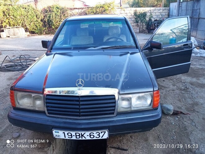 Mercedes 190 1992, 100,000 km - 1.8 l - Füzuli