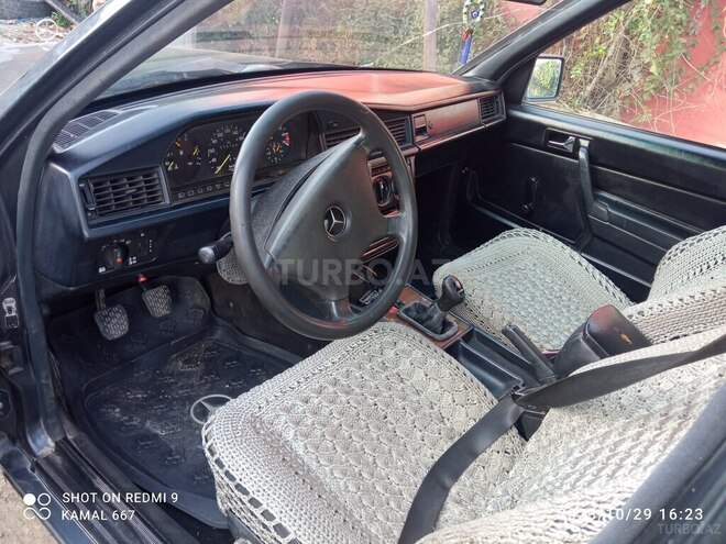 Mercedes 190 1992, 100,000 km - 1.8 l - Füzuli