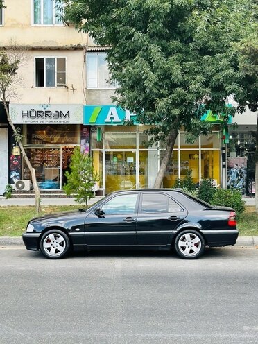 Mercedes C 180 1999, 294,000 km - 1.8 l - Bakı