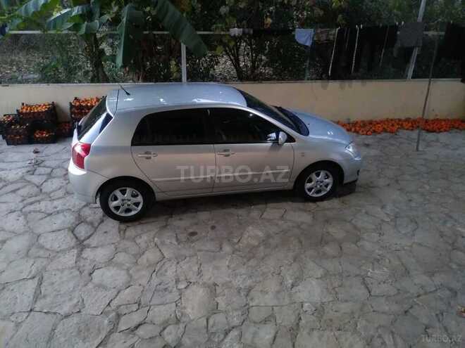 Toyota Corolla 2004, 260,000 km - 1.4 l - Bakı