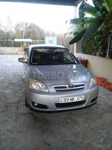Toyota Corolla 2004, 260,000 km - 1.4 l - Bakı
