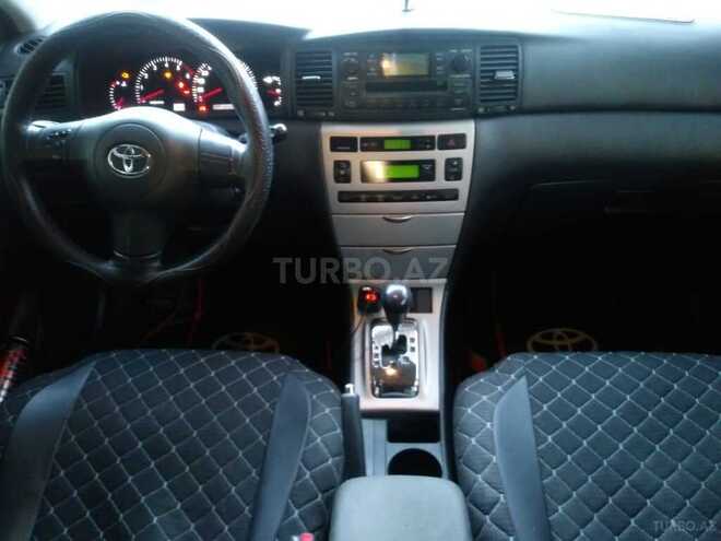 Toyota Corolla 2004, 260,000 km - 1.4 l - Bakı
