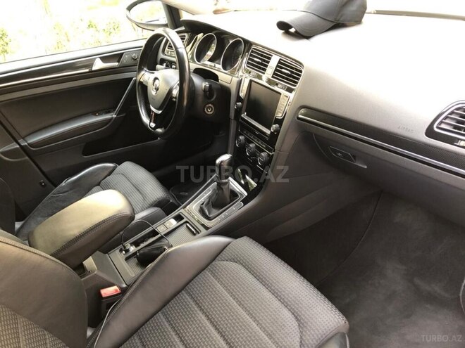 Volkswagen Golf 2014, 130,000 km - 1.4 л - Bakı