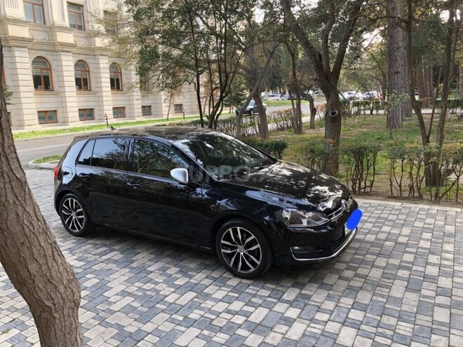 Volkswagen Golf 2014, 130,000 km - 1.4 л - Bakı