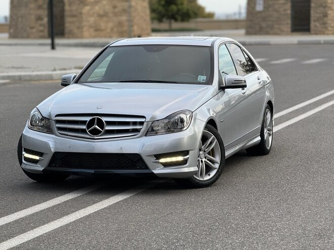 Mercedes C 250 2013, 265,542 km - 1.8 л - Bakı