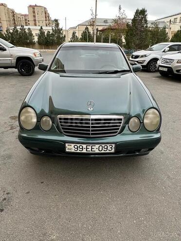 Mercedes E 220 2000, 280,000 km - 2.2 l - Bakı
