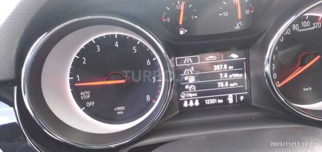 Opel Astra 2017, 12,340 km - 1.4 l - Xudat