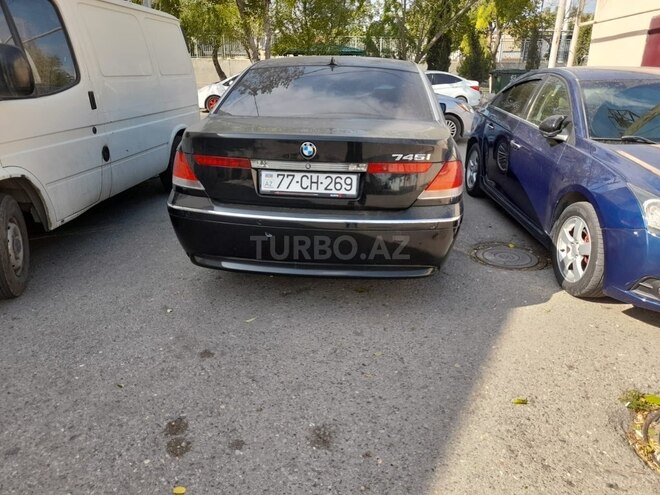 BMW  2002, 235,000 km - 4.4 l - Bakı