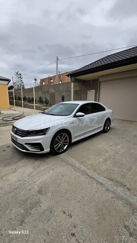 Volkswagen Passat 2016, 183,883 km - 1.8 л - Bakı