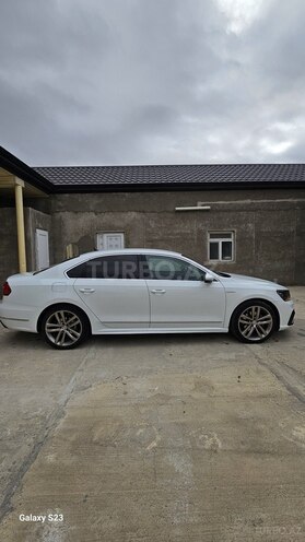 Volkswagen Passat 2016, 183,883 km - 1.8 л - Bakı