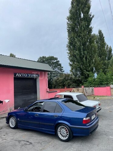 BMW 320 1997, 290,500 km - 2.0 л - Oğuz
