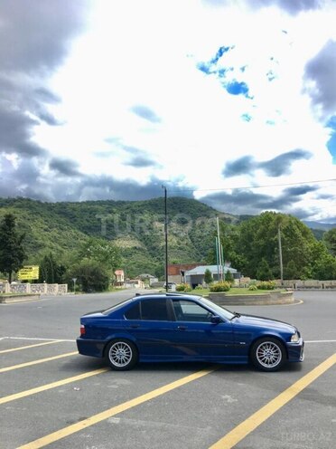 BMW 320 1997, 290,500 km - 2.0 л - Oğuz