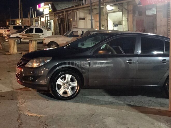 Opel Astra 2009, 264,500 km - 1.4 l - Bakı