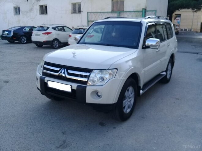 Mitsubishi Pajero 2007, 196,000 km - 3.0 l - Bakı