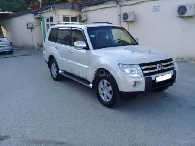 Mitsubishi Pajero 2007, 196,000 km - 3.0 l - Bakı