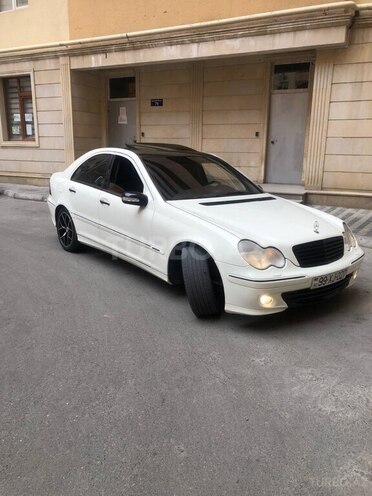Mercedes C 240 2002, 304,000 km - 2.6 l - Bakı