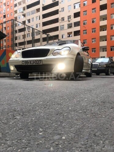 Mercedes C 240 2002, 304,000 km - 2.6 l - Bakı