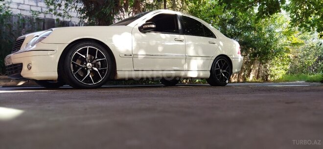 Mercedes C 240 2002, 304,000 km - 2.6 l - Bakı