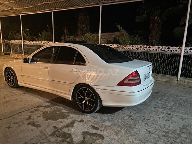 Mercedes C 240 2002, 304,000 km - 2.6 l - Bakı