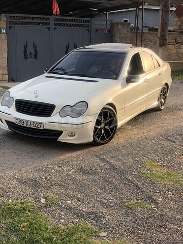 Mercedes C 240 2002, 304,000 km - 2.6 l - Bakı