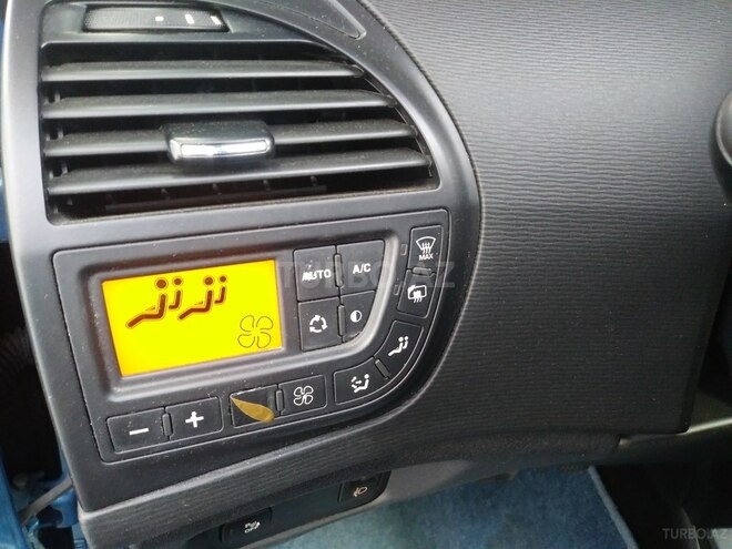 Citroen  2009, 214,000 km - 1.6 l - Masallı