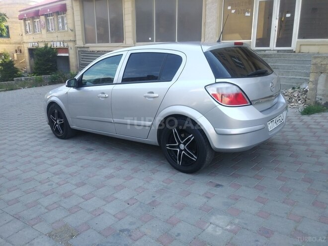 Opel Astra 2005, 205,000 km - 1.3 l - Culfa
