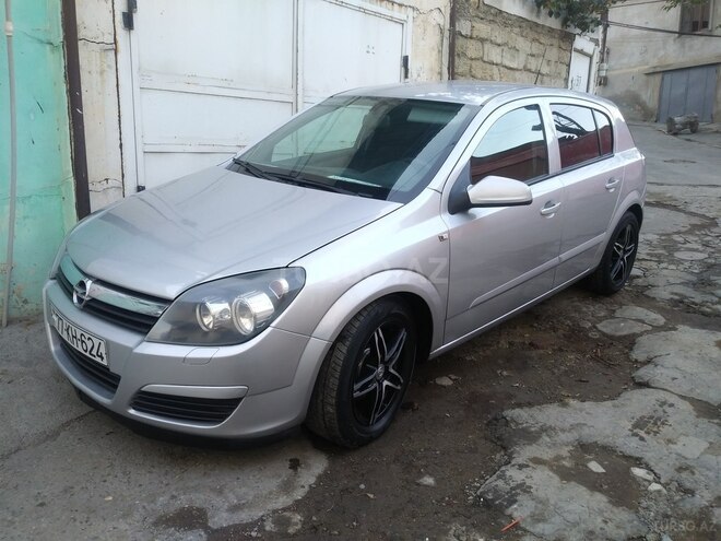Opel Astra 2005, 205,000 km - 1.3 l - Culfa