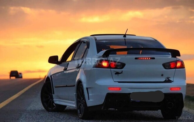 Mitsubishi Lancer 2010, 204,000 km - 2.0 l - Bakı