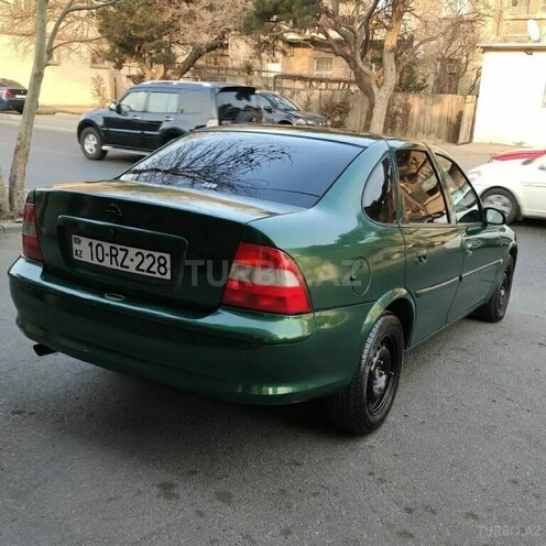 Opel Vectra 1997, 398,147 km - 1.8 l - Ucar