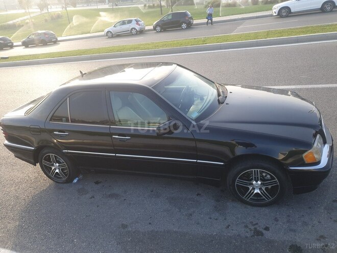 Mercedes C 230 2000, 304,166 km - 2.3 l - Bakı