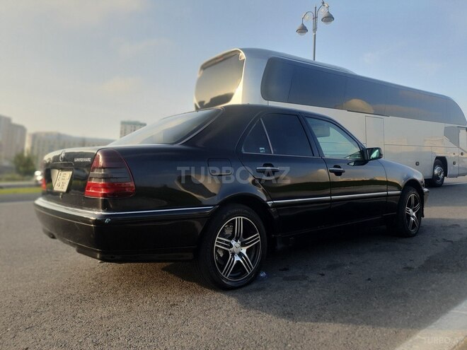 Mercedes C 230 2000, 304,166 km - 2.3 l - Bakı