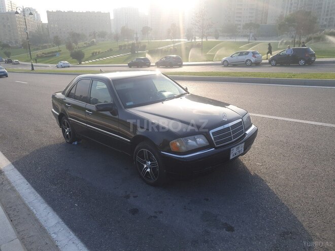Mercedes C 230 2000, 304,166 km - 2.3 l - Bakı