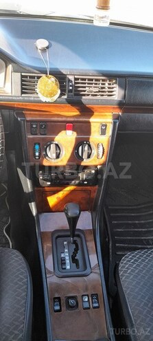 Mercedes E 200 1995, 533,700 km - 2.0 l - Şirvan
