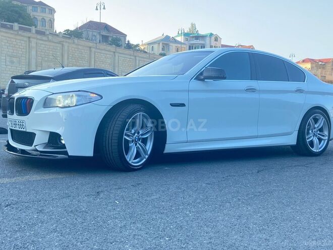 BMW 528 2013, 196,000 km - 2.0 л - Bakı