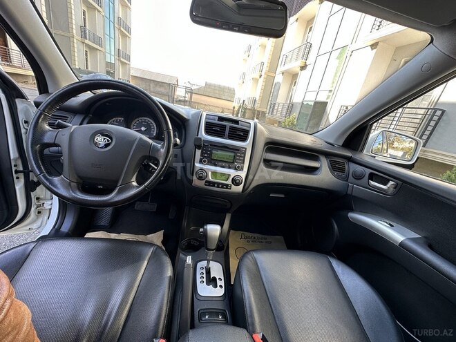 Kia Sportage 2010, 124,000 km - 2.0 l - Bakı