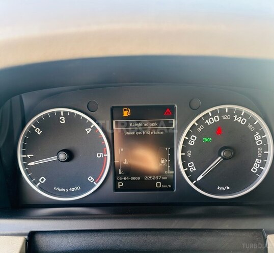 Land Rover Discovery 2010, 225,267 km - 3.0 л - Bakı