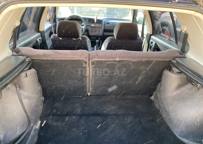 Volkswagen Golf 1994, 82,000 km - 1.8 l - Bakı