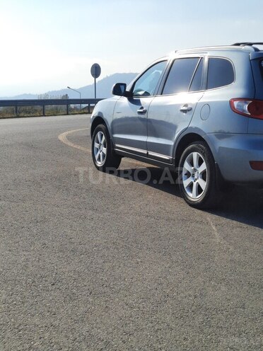Hyundai Santa Fe 2008, 175,300 km - 2.0 l - Astara