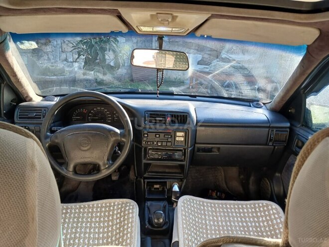 Opel Vectra 1995, 450,566 km - 1.6 l - Bakı