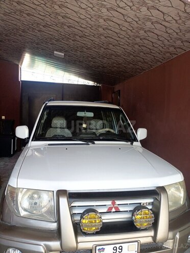 Mitsubishi Pajero io 1999, 184,225 km - 1.8 l - Sumqayıt