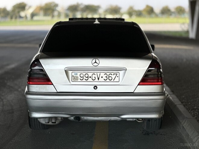 Mercedes C 220 1998, 525,639 km - 2.2 l - Bakı