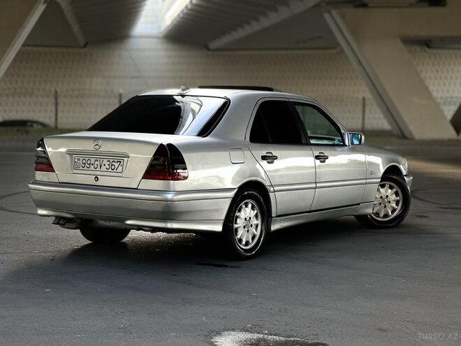 Mercedes C 220 1998, 525,639 km - 2.2 l - Bakı