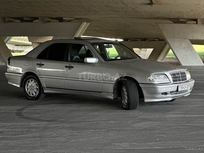 Mercedes C 220 1998, 525,639 km - 2.2 l - Bakı