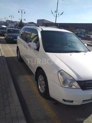 Kia Carnival 2012, 220,000 km - 2.7 l - Quba