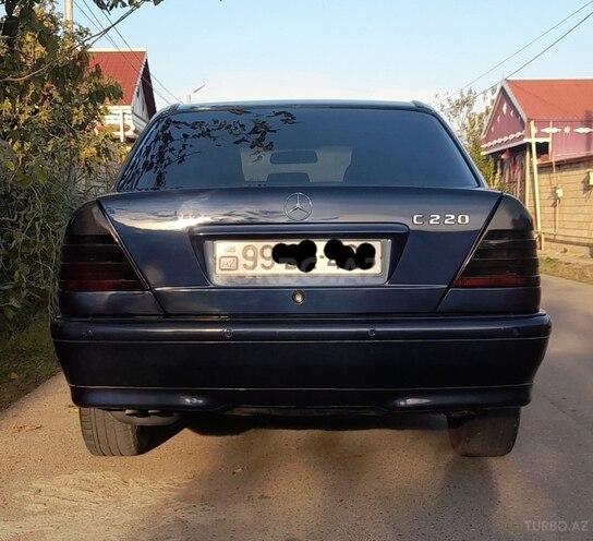 Mercedes C 200 1999, 325,680 km - 2.2 l - Füzuli
