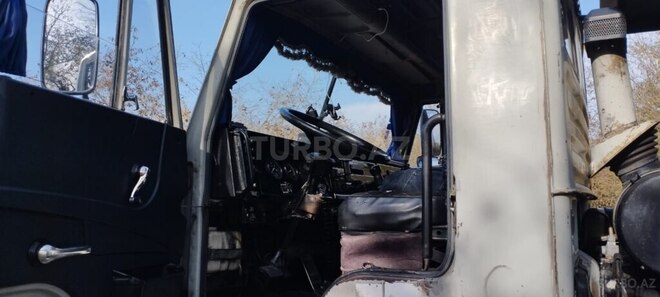KamAz 6520 2006, 150,000 km - 11.0 l - Zaqatala