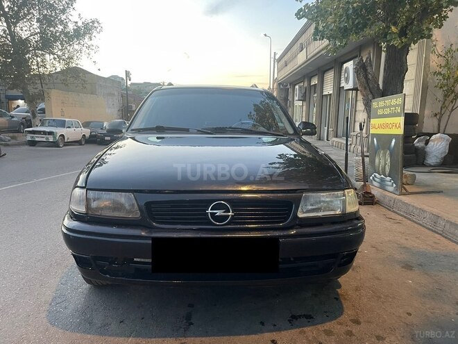 Opel Astra 1997, 310,000 km - 1.6 l - Bakı